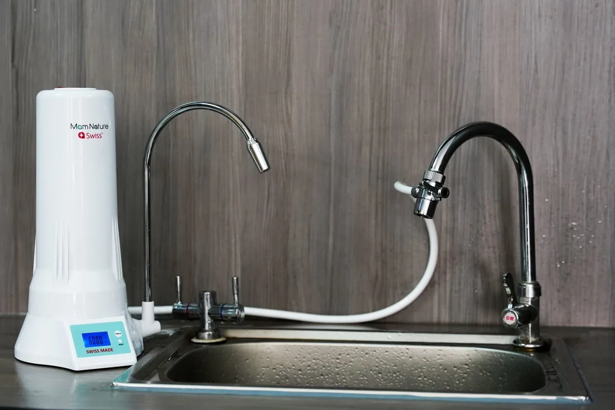 Kitchen Filter - Compact Countertop Water Filter View 3